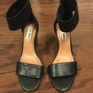 Steve Madden wedges